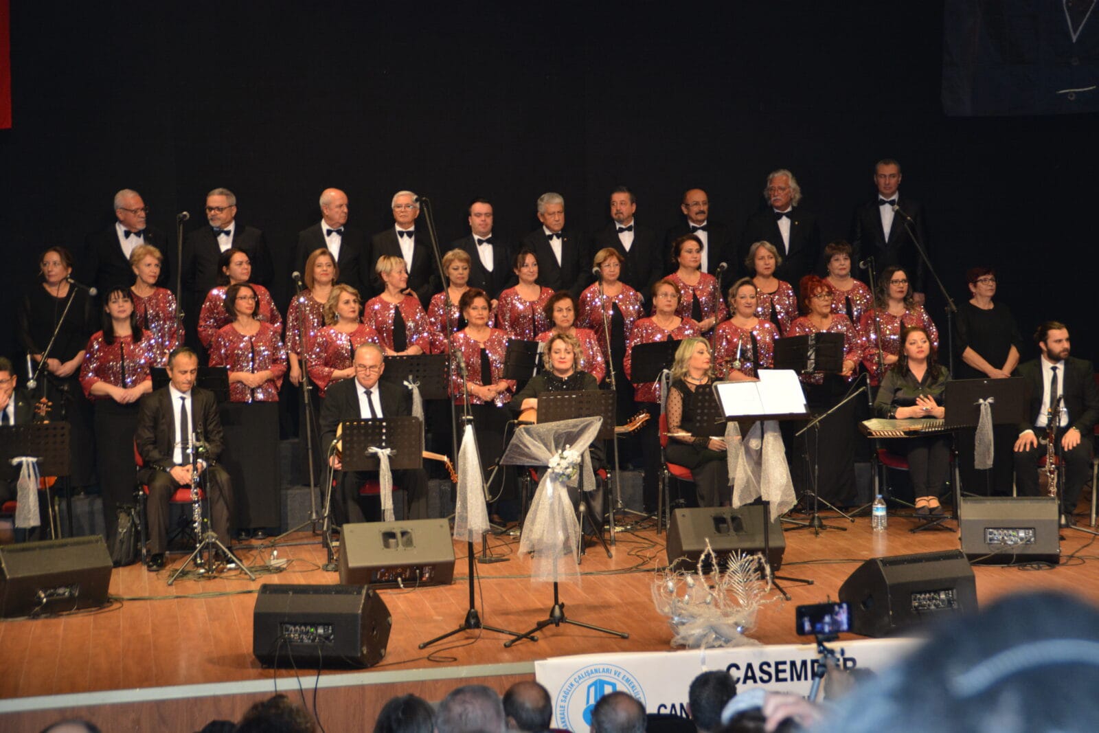 RÜZGAR SÖYLÜYOR ŞİMDİ O YERLERDE